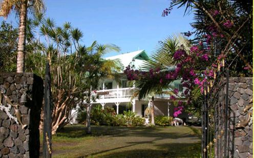Lava Tree Tropic Inn Pahoa Экстерьер фото